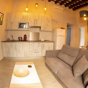 https://poniente-intimo-apartamento-en-el-corazon-de-cadiz.es-andalucia.com